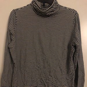 Long sleeve turtle neck